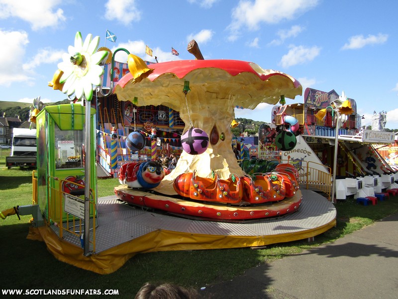 Johnny Pullars Baby Apple Ride