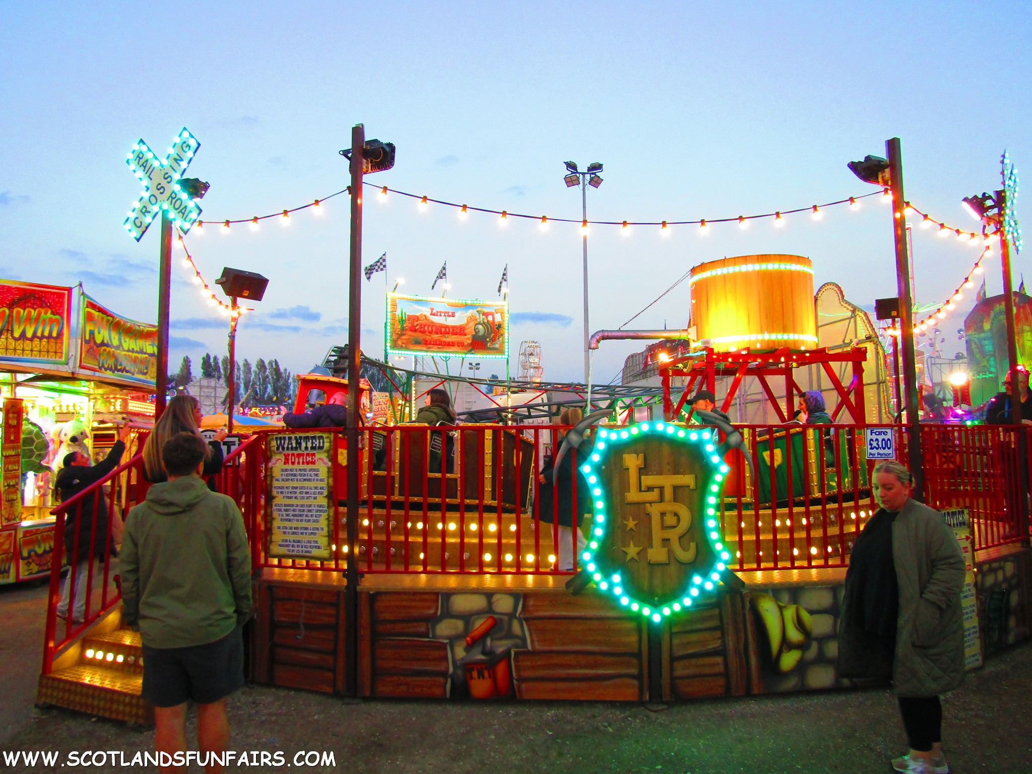 Barron Harniess Rollercoaster