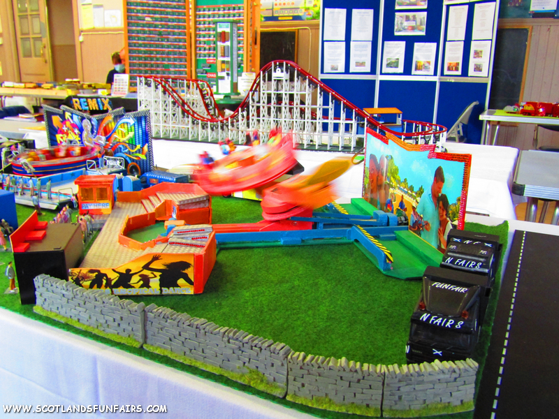 Charles Holdens Gallopers