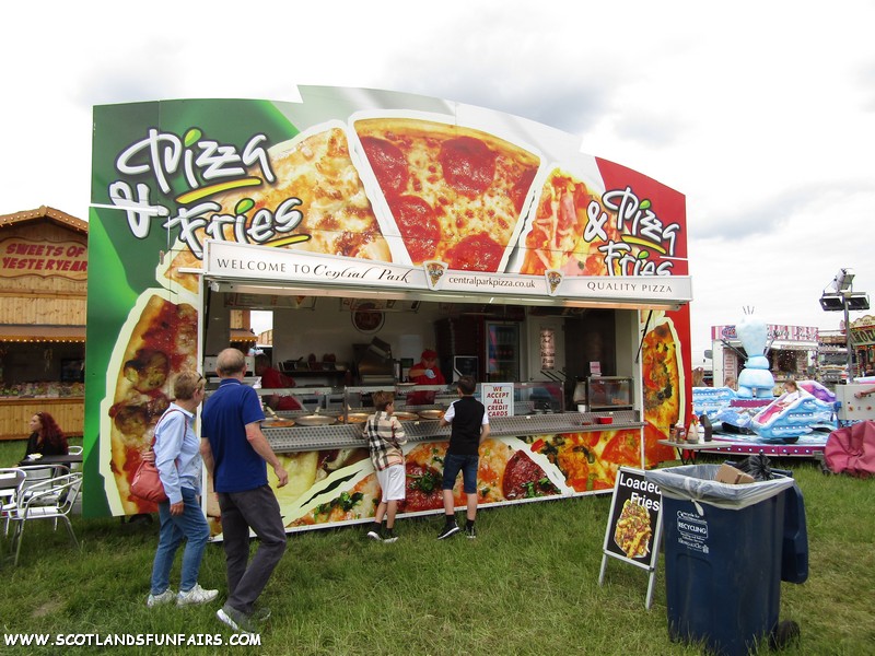 George & Lisa Coopers Pizza
