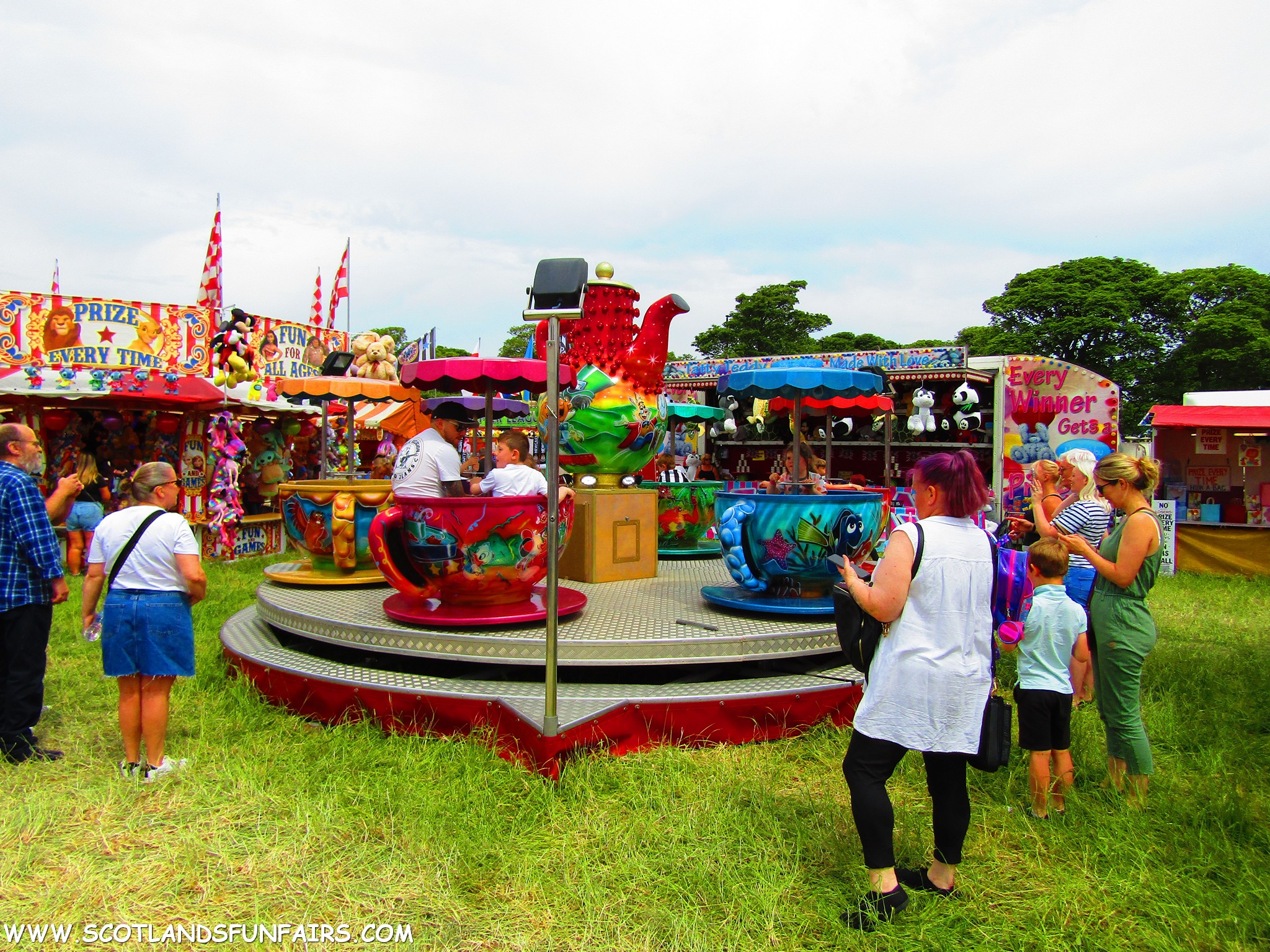 Billy Crows Teacups