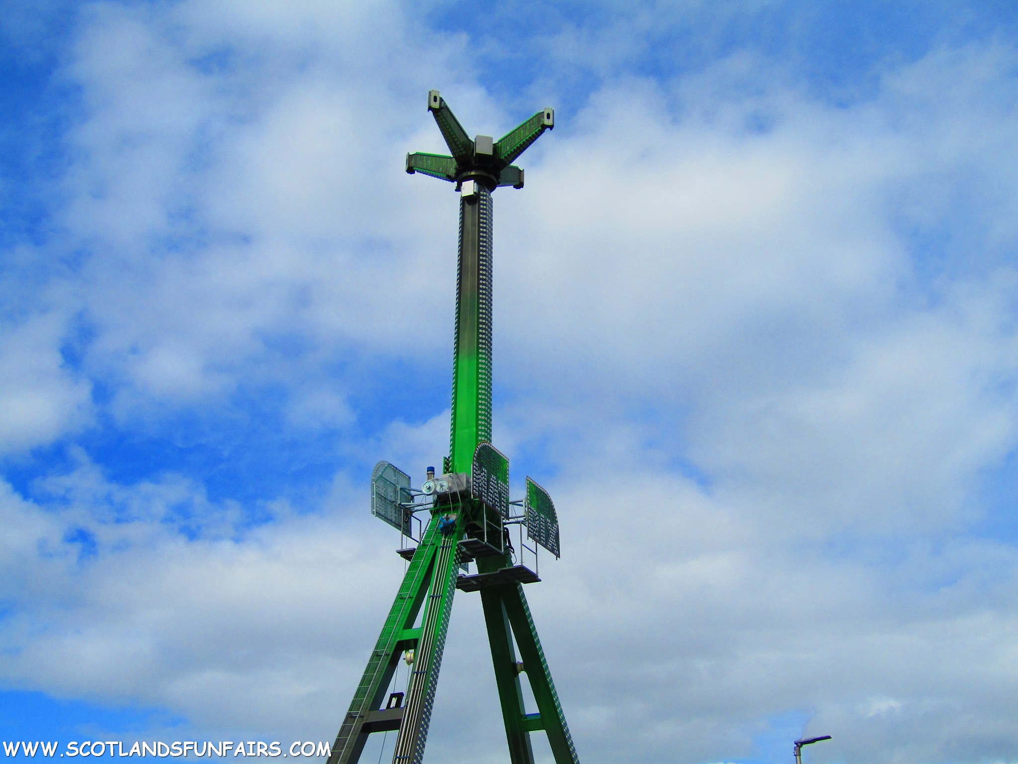 Mitchell Taylors Loopfighter