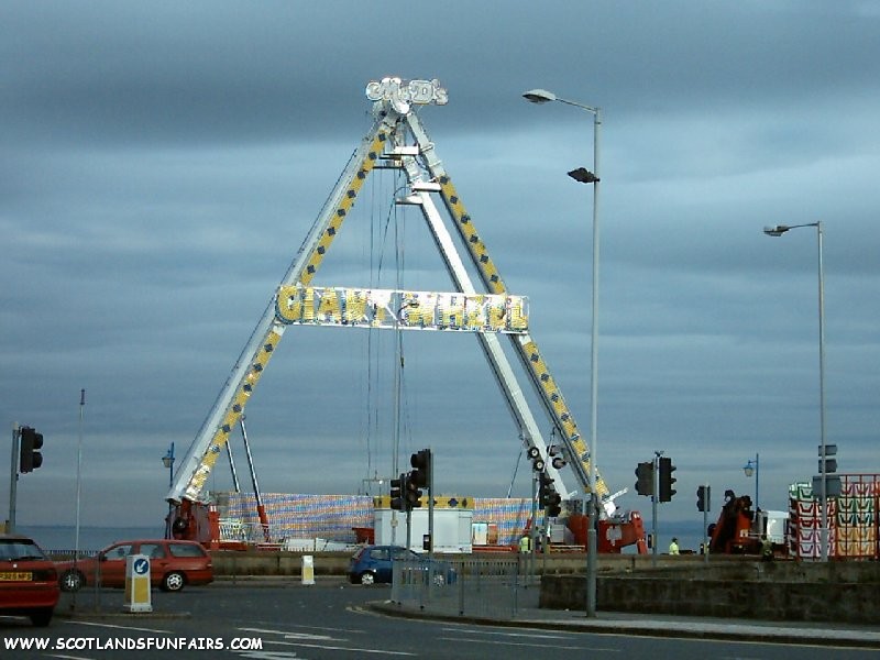 M&D Taylors Giant Wheel Building Up