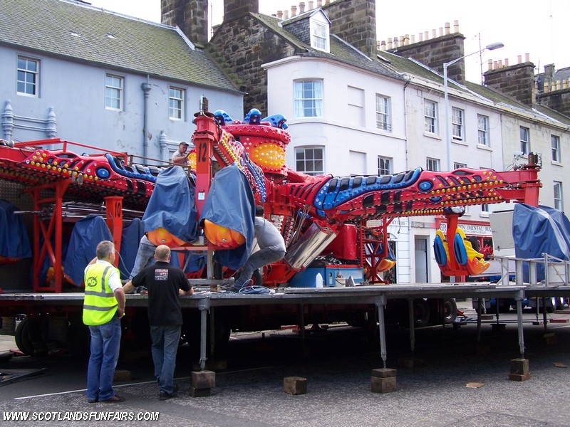 M&D Taylors Smashing Jump Building Up