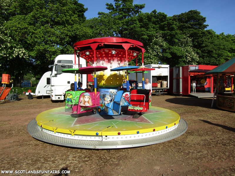 Trent Irvins Mini Skydiver