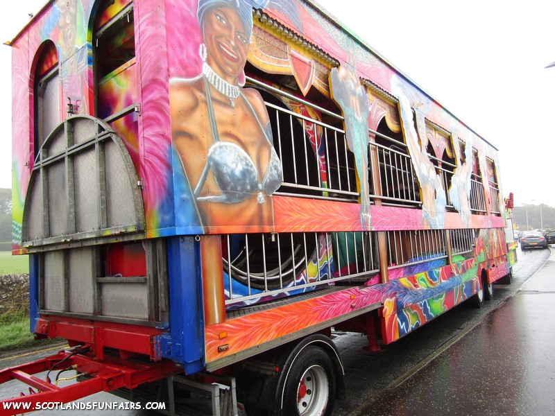 Edwin Pinders Funhouse Load