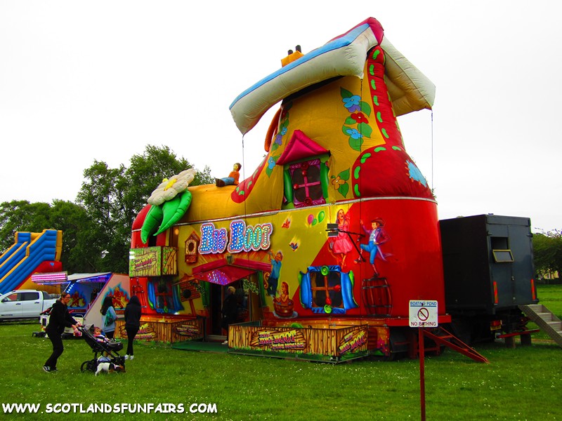 Phillip Paris's Funhouse