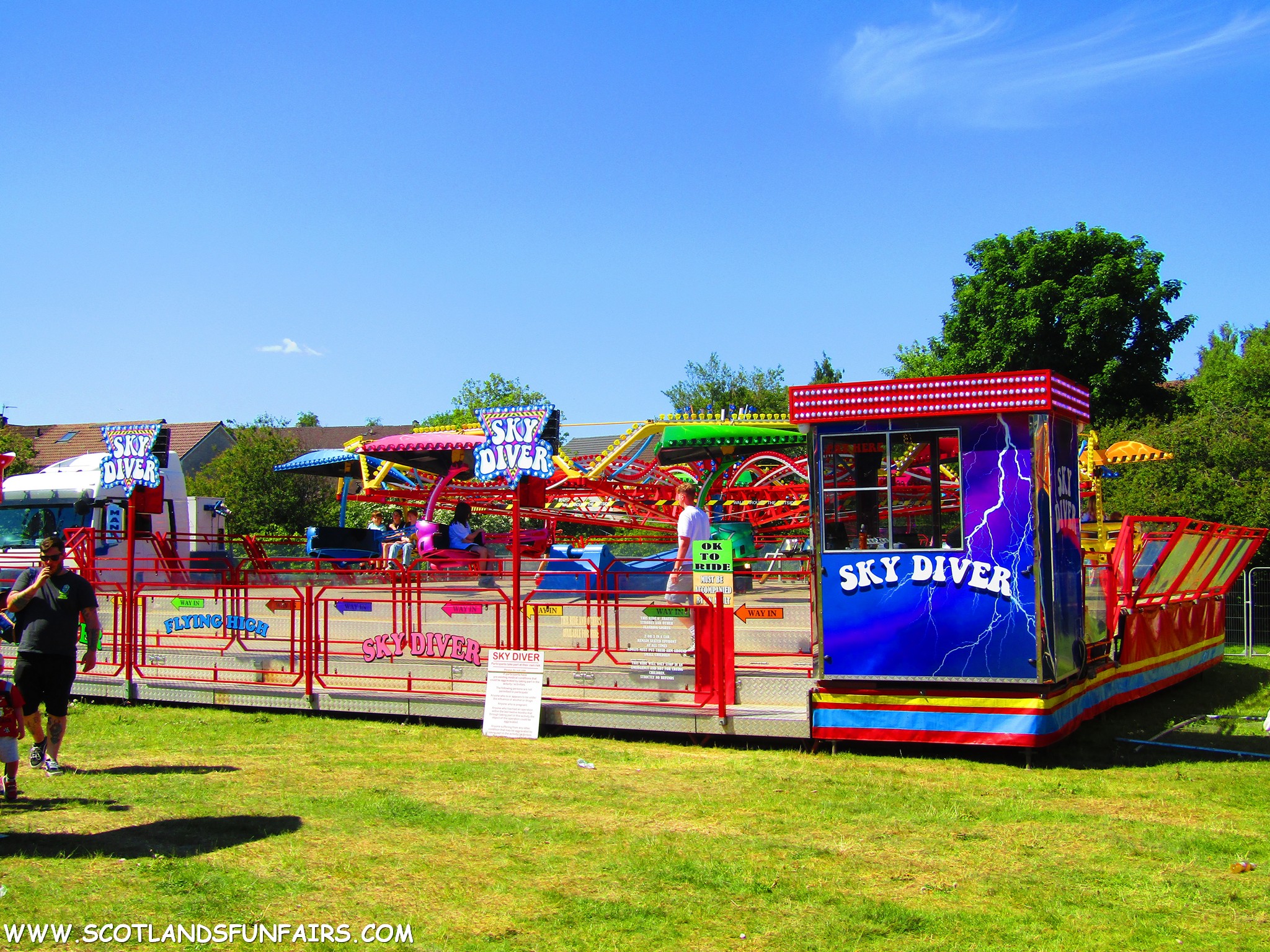 Christian Whites Skydiver
