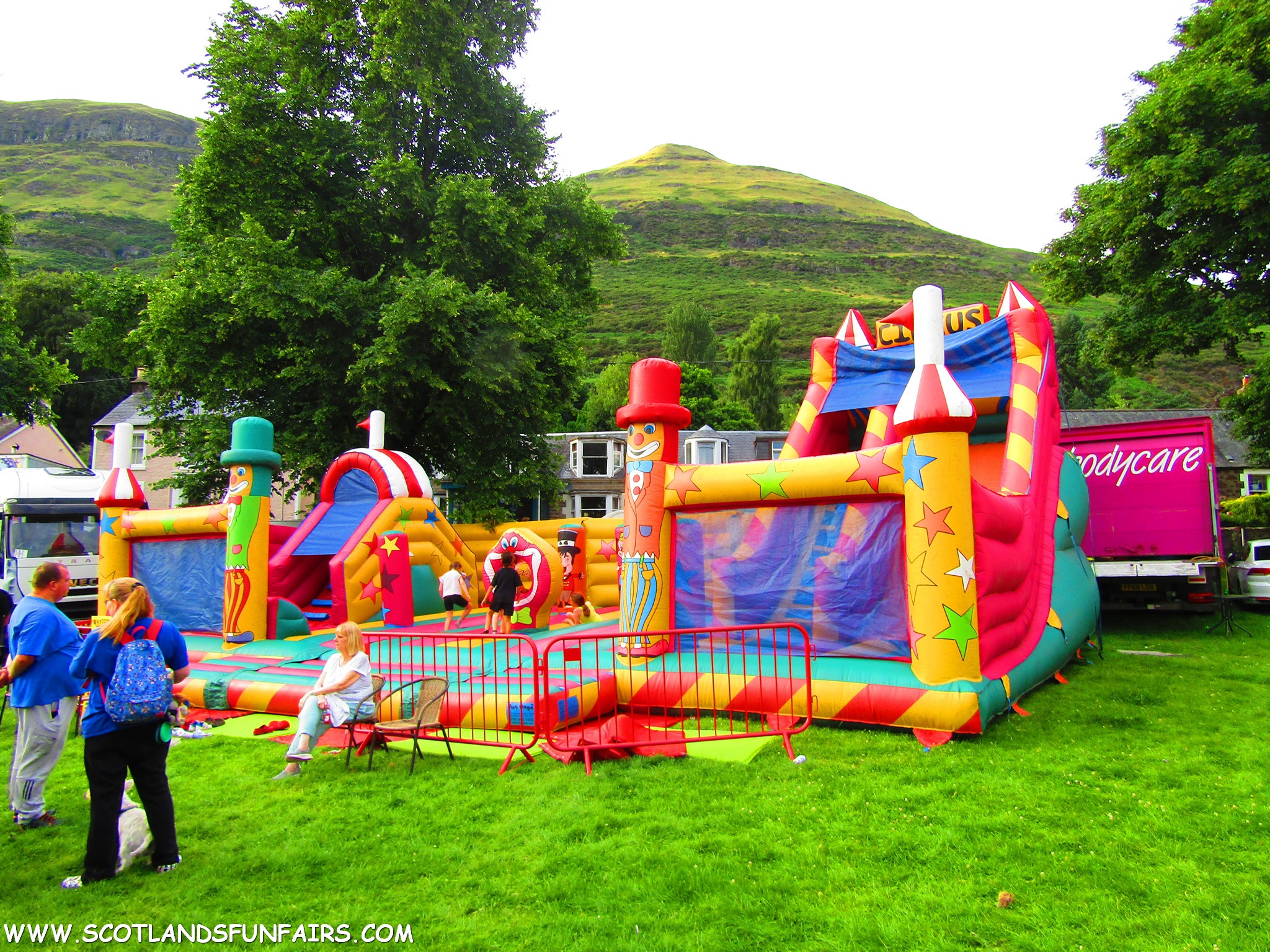 Michael Hickeys Inflatable Playarea