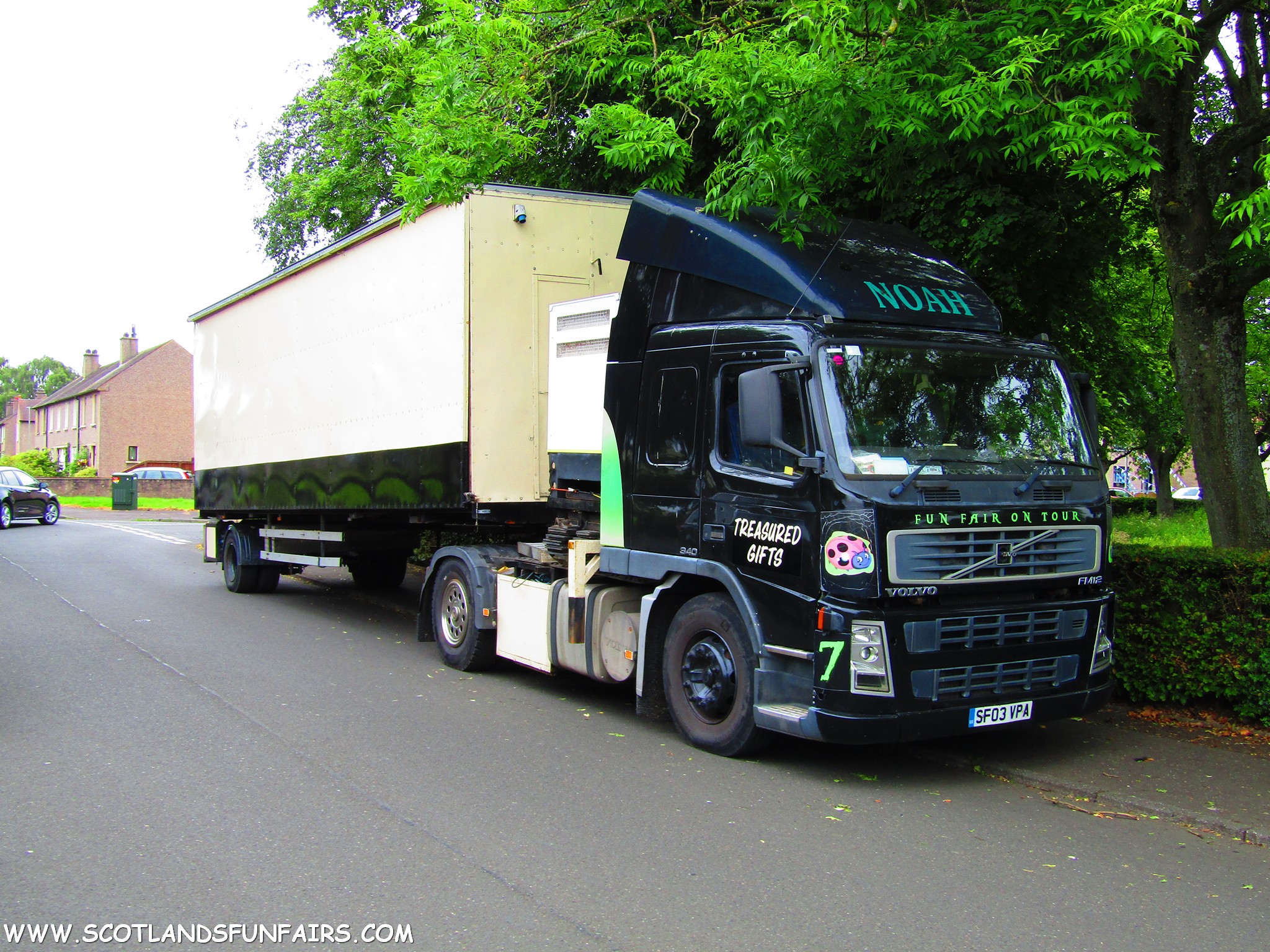 Kevin Carters Volvo & Stall Load