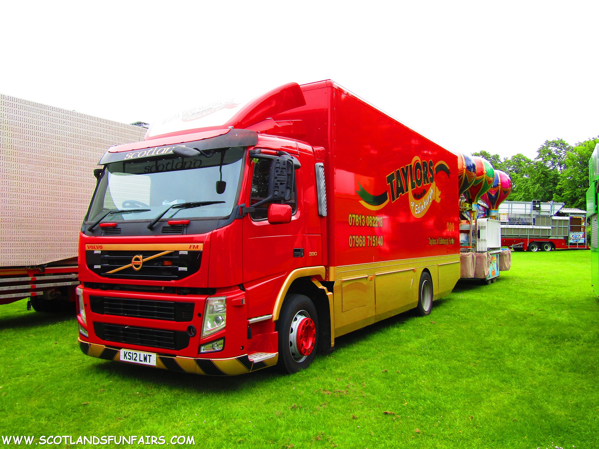 Taylors Volvo & Balloons Load