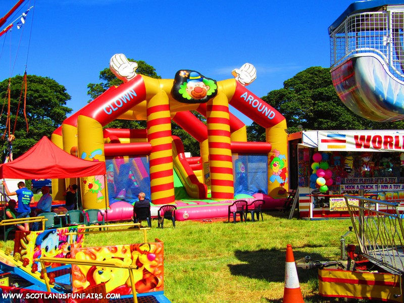 Joe Ratcliffes Inflatable Playarea