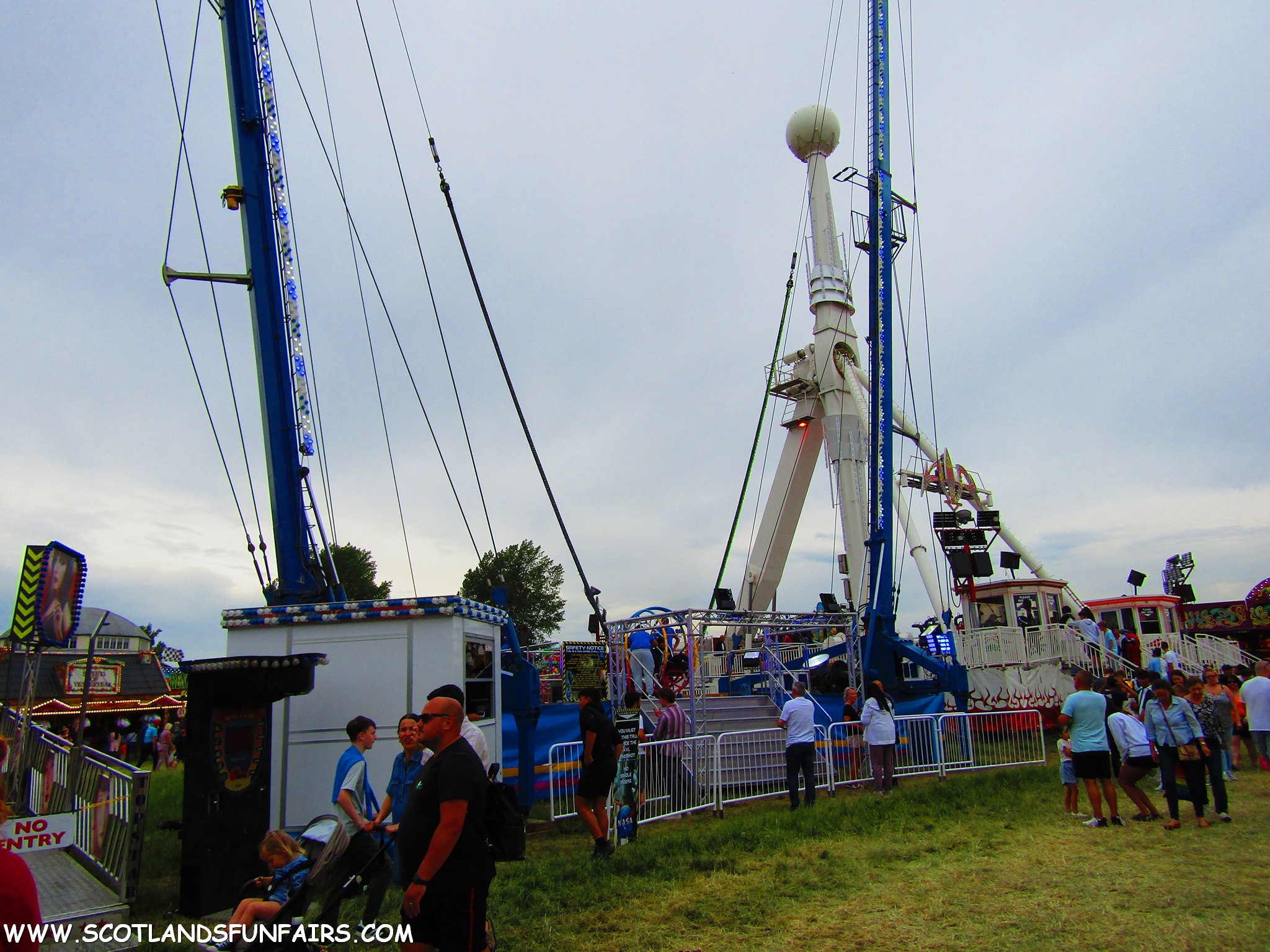 Kenny Raywoods Reverse Bungee