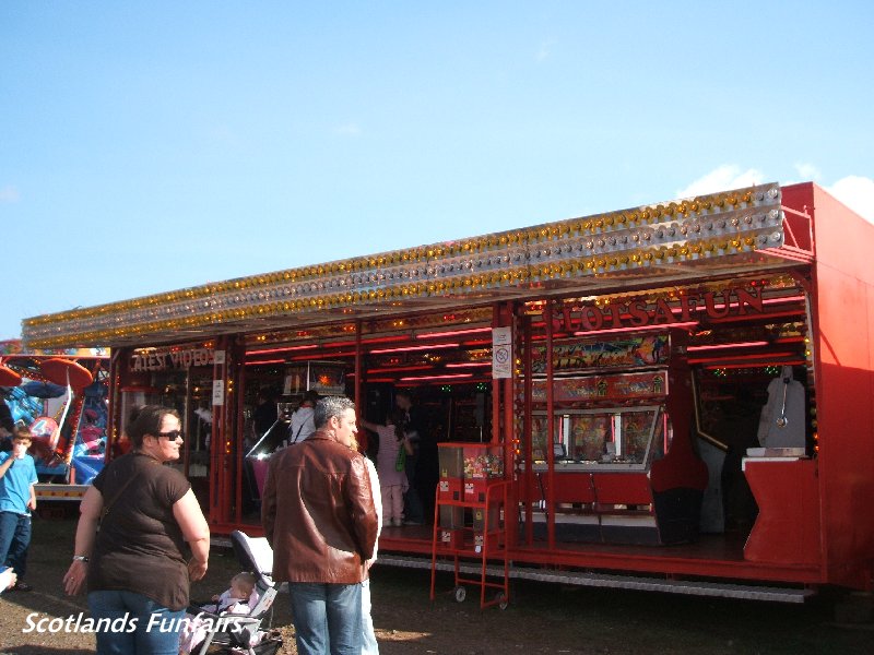 Darren Cowleys Arcade